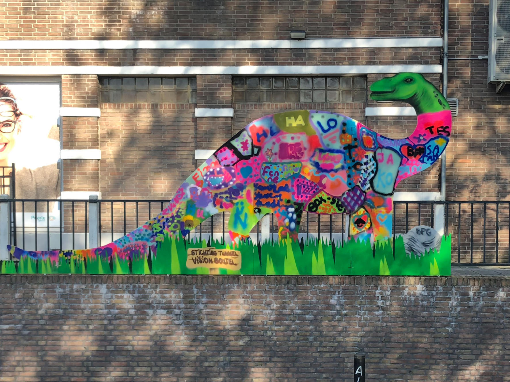 Kleurrijke Koningsdag-dino Kleurrijke Koningsdag-dino