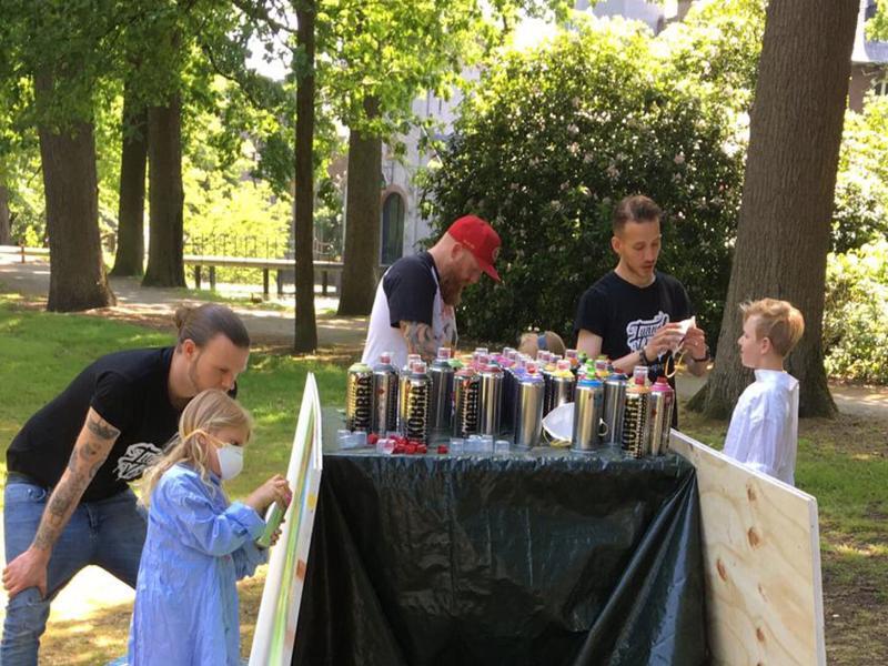 Spiegeltent_BonSalon_Stapelen